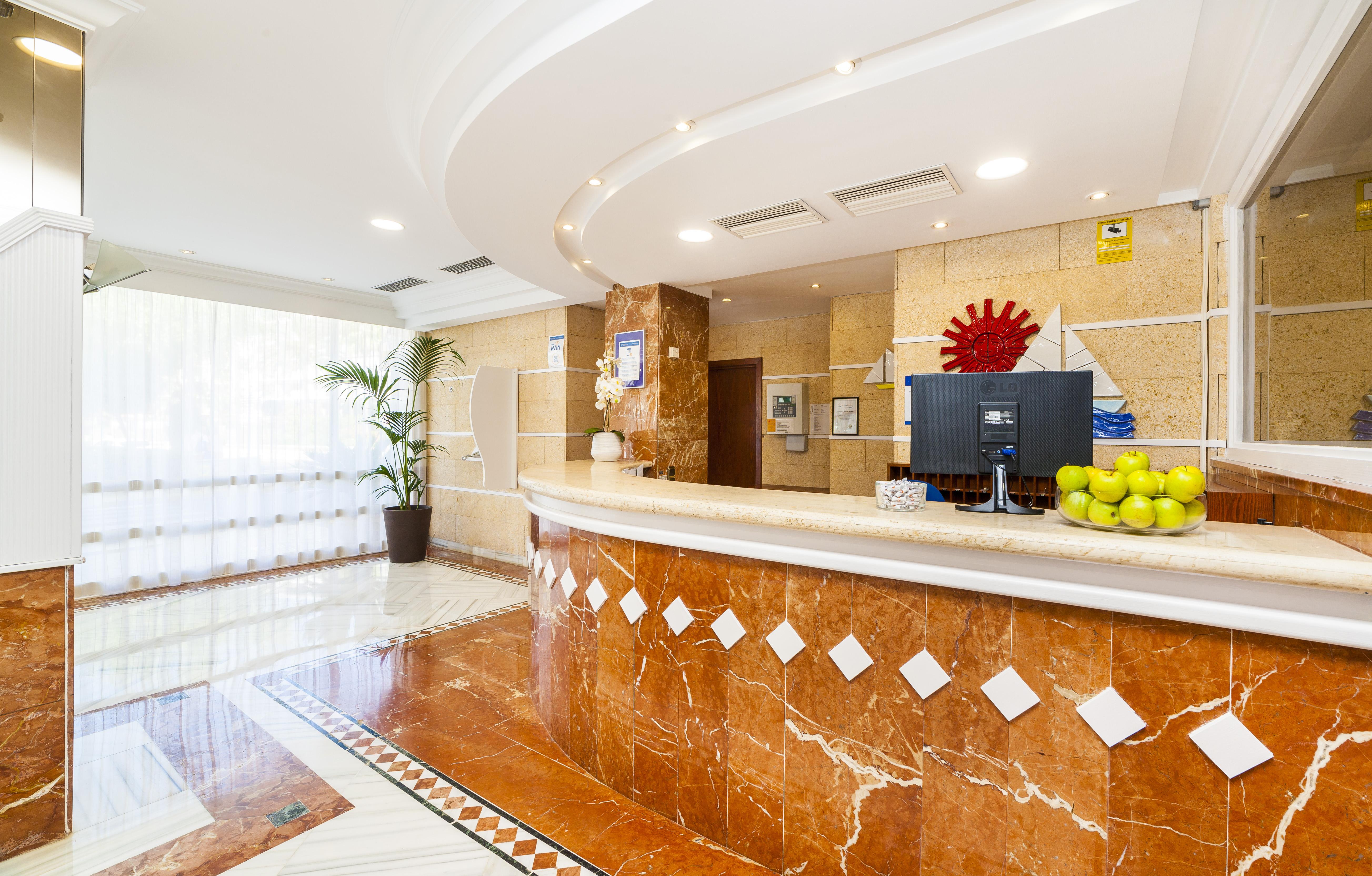Hotel Globales Condes de Alcudia Puerto de Alcúdia Exterior foto